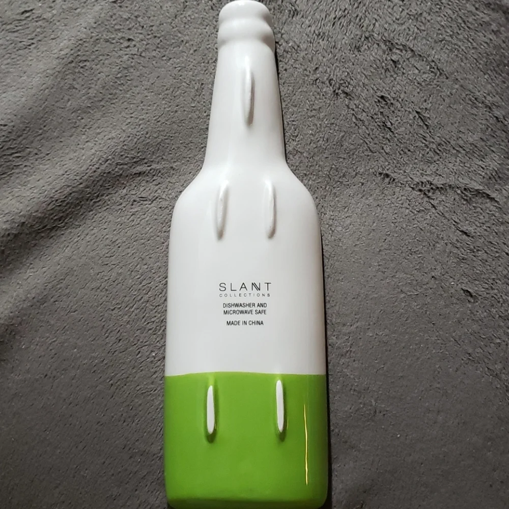 Appetizer Tray in Wine Bottle Shape- by Slant